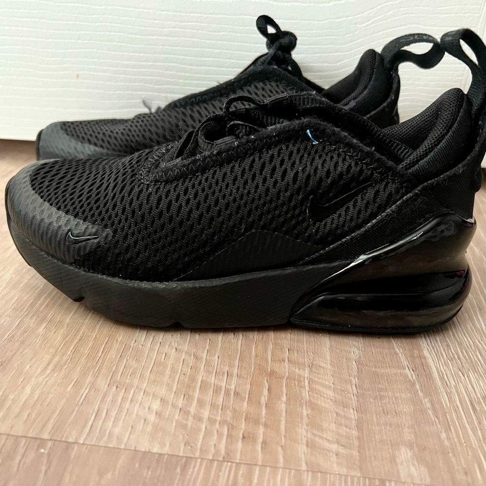 Kids air max’s